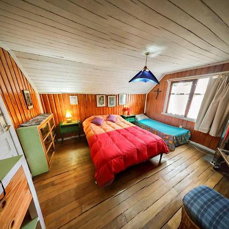 Hostal La Maison Pucón Extérieur photo